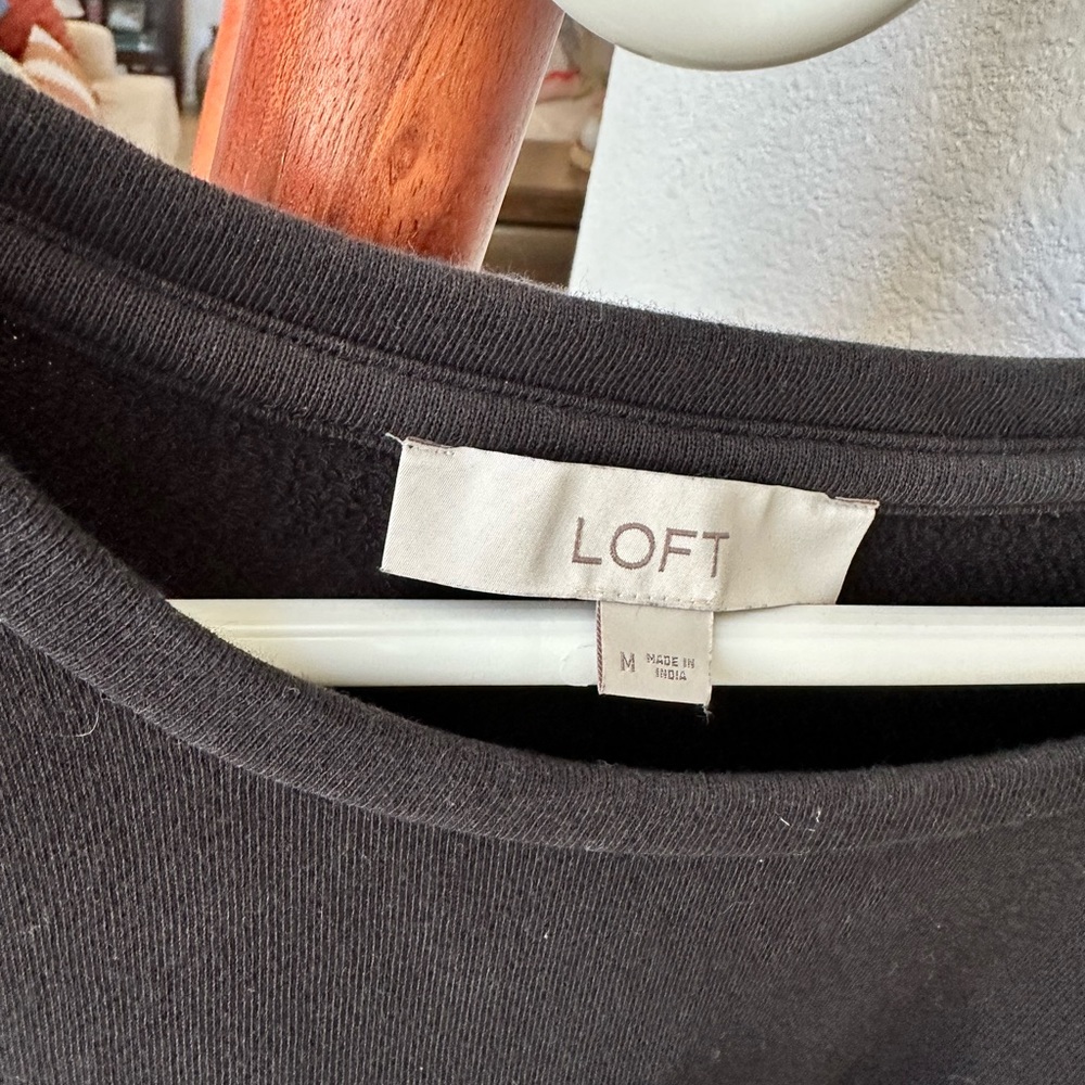 LOFT Sweater - Picture 2 of 3